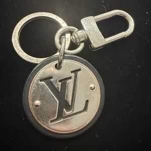 Louis Vuitton Silver and Black Key Chain/Bag Charm